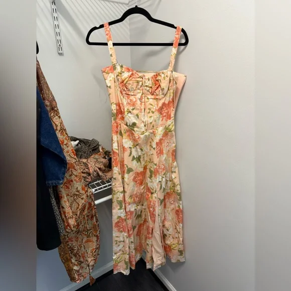 House of CB Carmen Dress - Picture 6 of 10